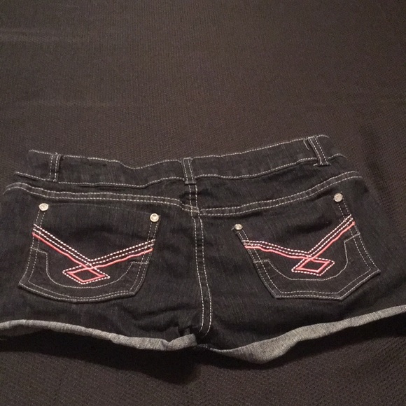 Women’s Decoded Jean shorts - Picture 4 of 4
